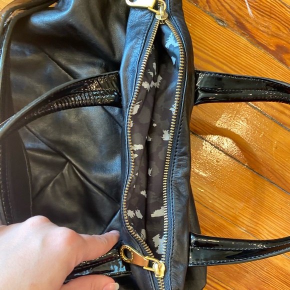 Marc By Marc Jacobs Black Leather Handbag - Picture 6 of 8